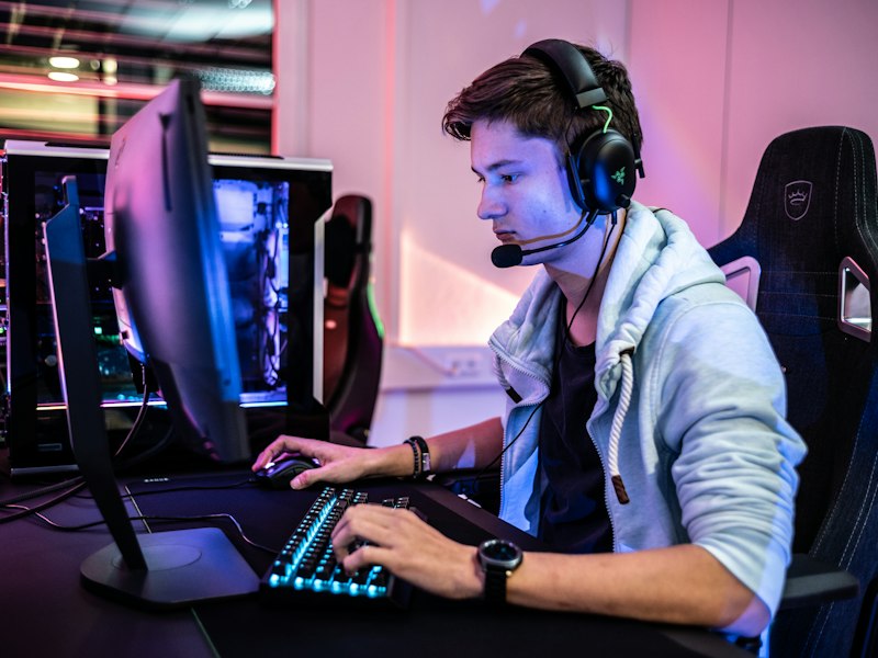 Gaming hardware and components